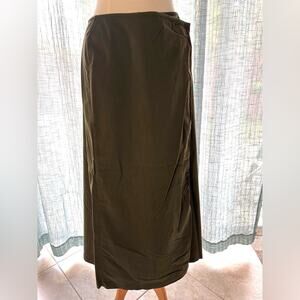 NY&CO Olive Green Skirt 14.